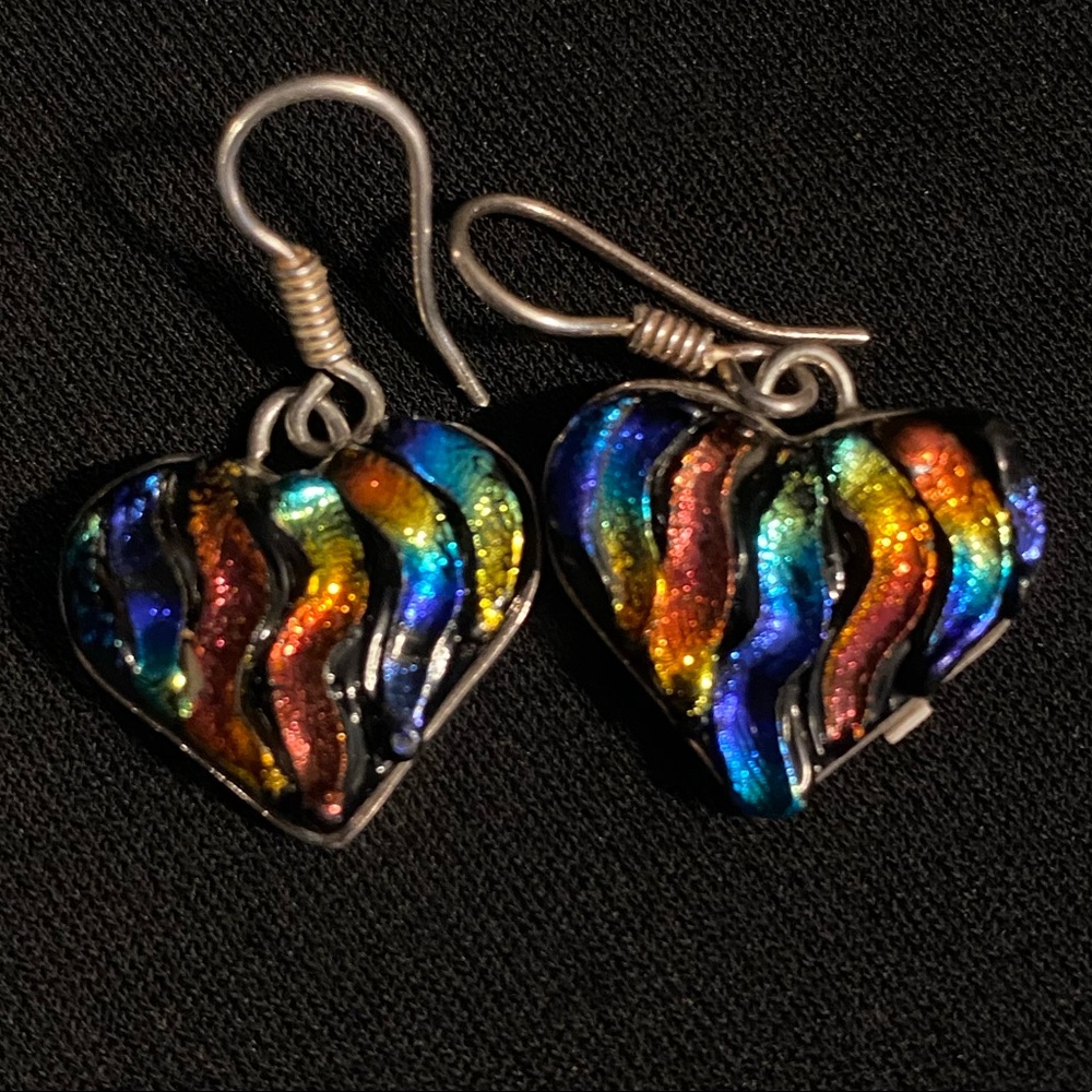Metallic rainbow heart shaped earrings